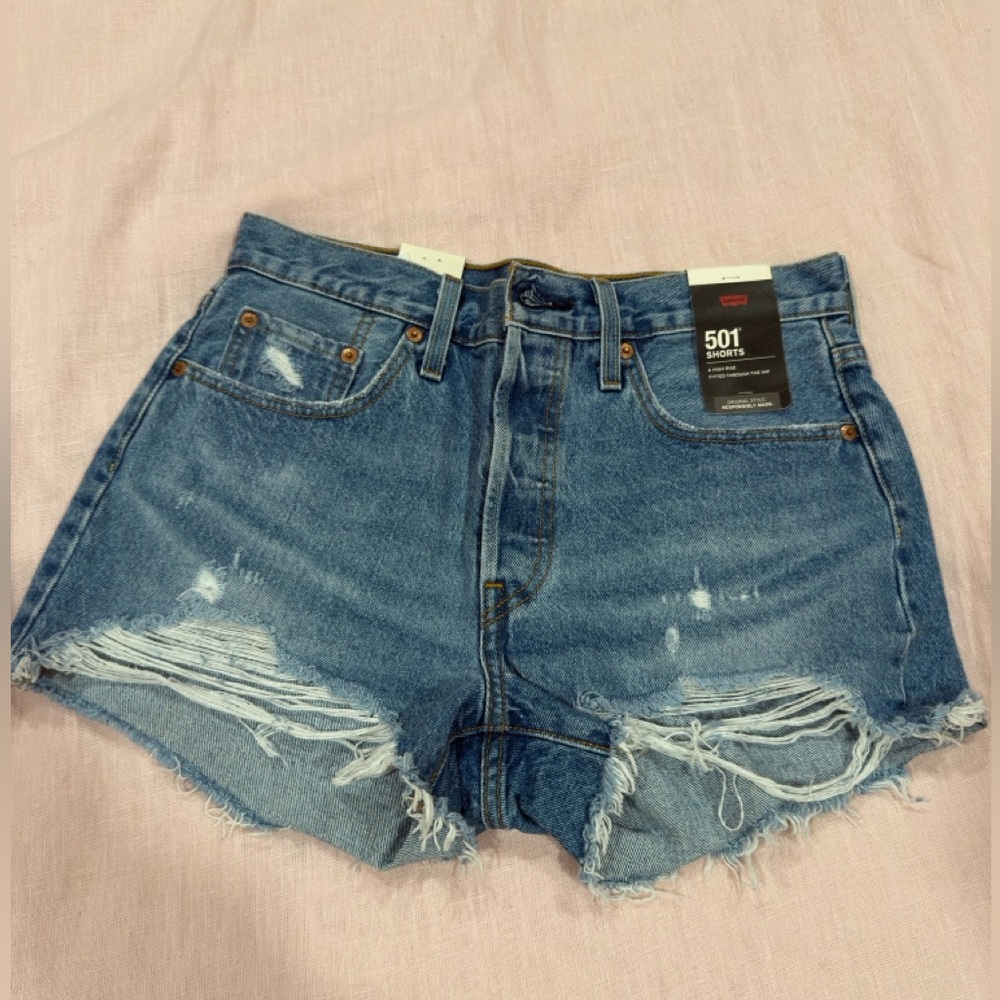 ♥️Levi's 501 Jean denim Shorts Distressed High-Waisted